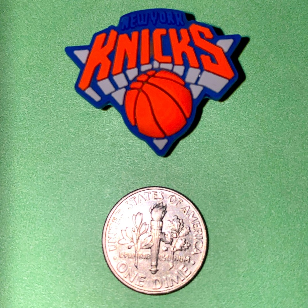(10 for $15) N.Y New York Knicks Basketball 🏀 NBA Crocs Shoe Charms